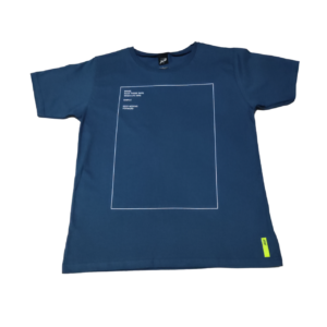 Camiseta Com Manga e Estampa